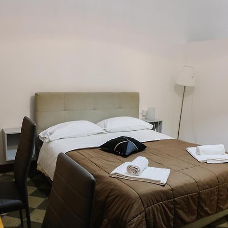 Bruca House Apartment คาตาเนีย ภายนอก รูปภาพ