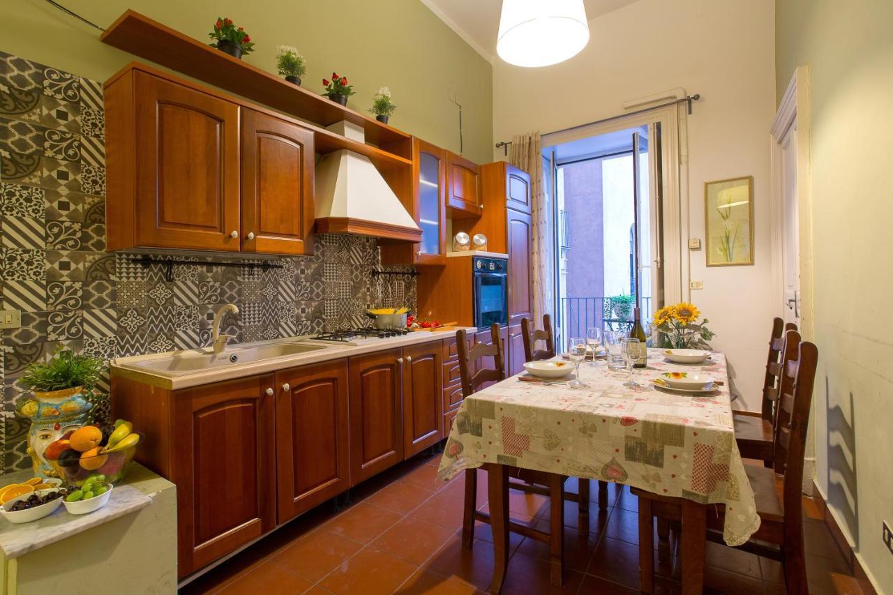 Bruca House Apartment คาตาเนีย ภายนอก รูปภาพ