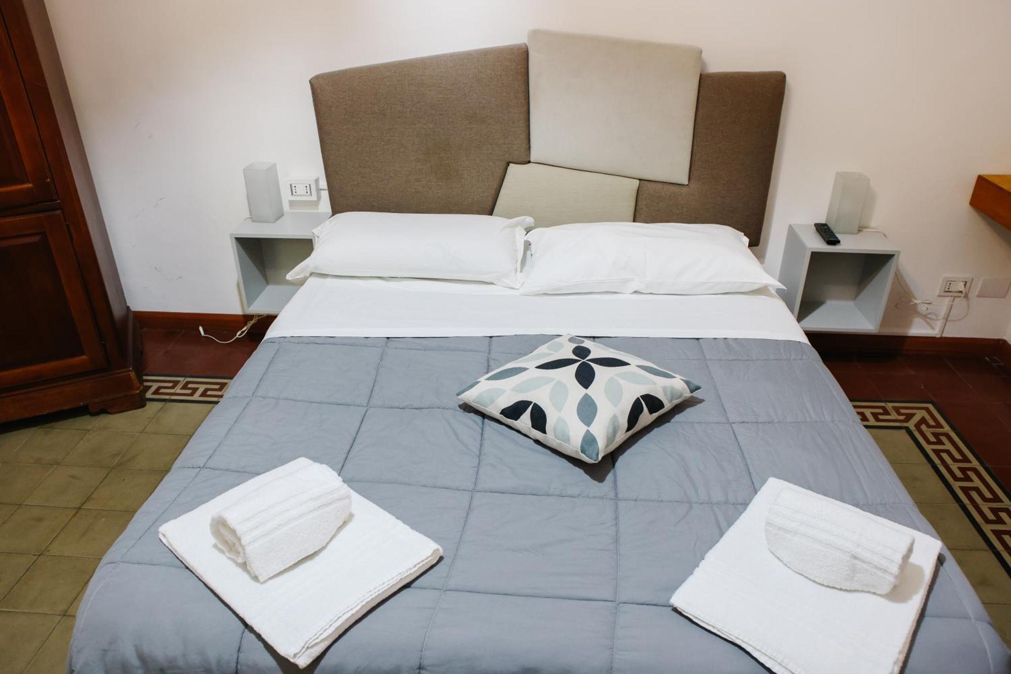 Bruca House Apartment คาตาเนีย ภายนอก รูปภาพ